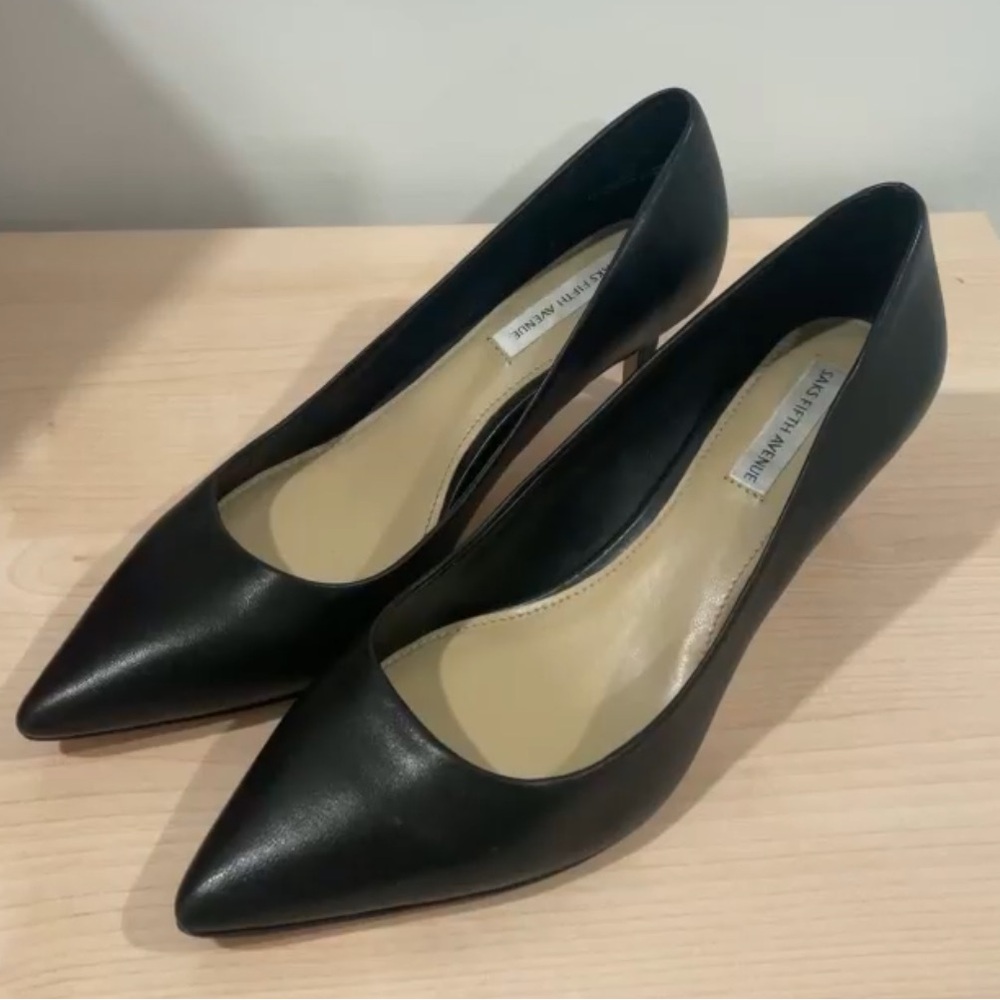 Saks Fifth Avenue Black Leather Heels - Size 8.5 (Fits 8–8.5)